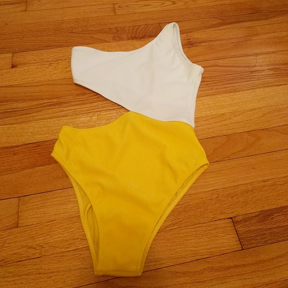 One piece cut out